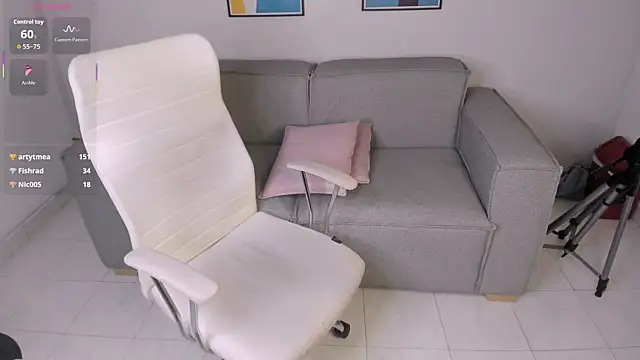 Nayla_Luxe webcam