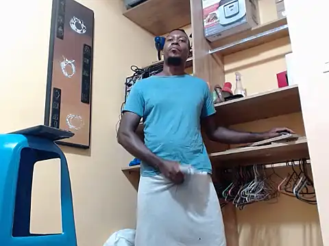 kurtbigcock webcam
