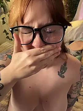 JennKenobi webcam