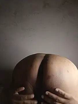 anjupere (F milf) - Pussy  open