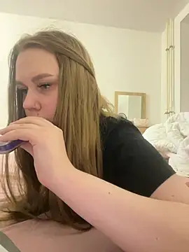 Marylallka5 webcam