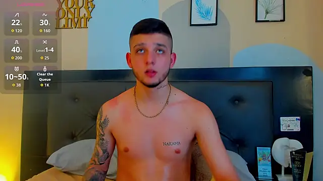 Boy_Mathew webcam