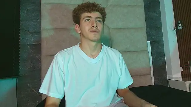 Tyler_Mcrey webcam