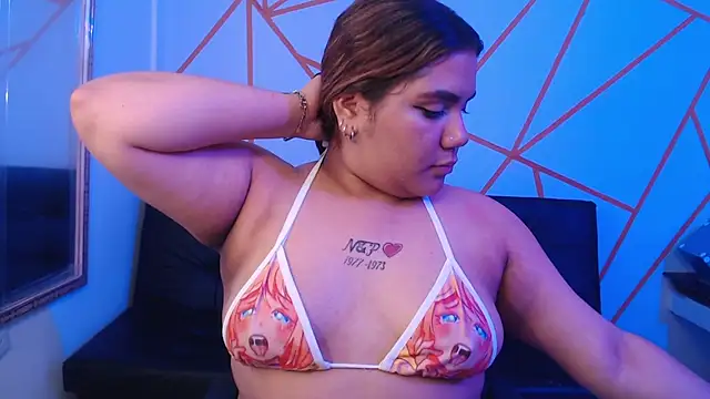 evania_lorns webcam