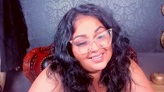 SelenaNoctis webcam