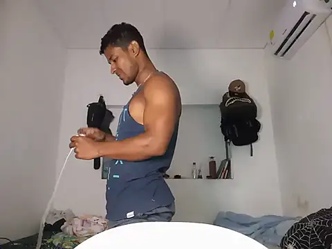 Gregory_xxx live cam on StripChat