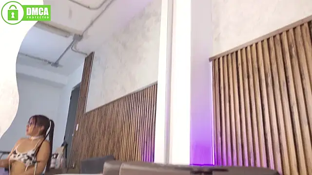 evelynjohnsoon - Evelynjohnsoon's free webcam - UK Sex Cams