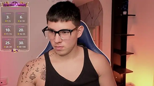 JamesCr_ Live Web Cam Show