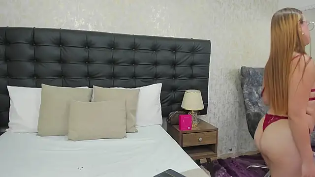 HaileyTims live cam on StripChat