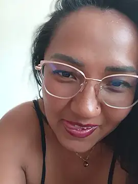 chells_ - Chells_'s free webcam - UK Sex Cams
