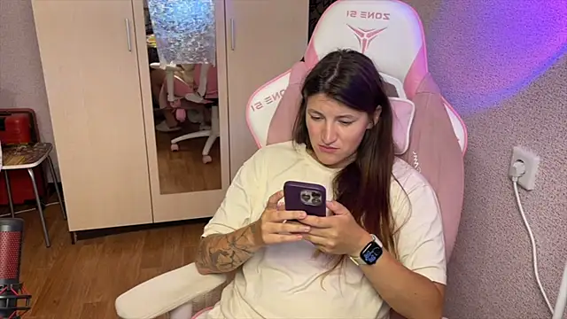 Katrin__kiss webcam