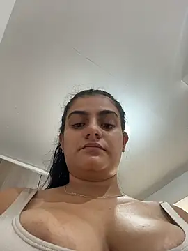 carlafox05 live cam on StripChat