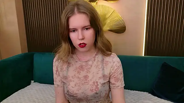 Alida_Brice webcam