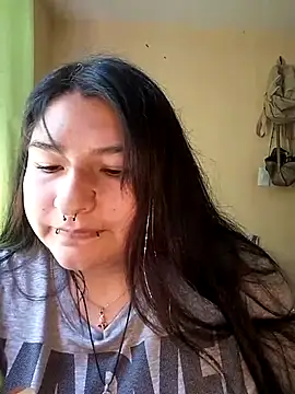 LauraHorny69 webcam