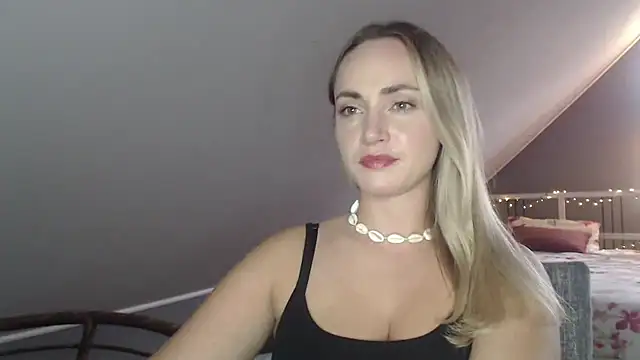 scarlettsensitive - ScarlettSensitive's free webcam - UK Sex Cams