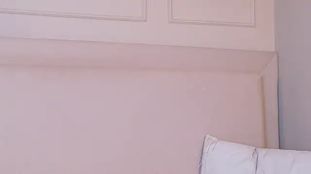 IriaTaylor live cam on StripChat