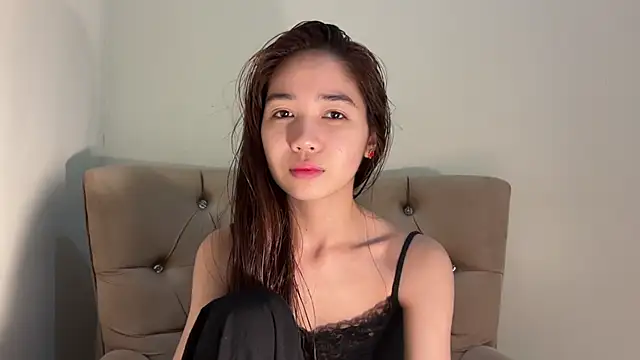 Angelic_bitchy webcam