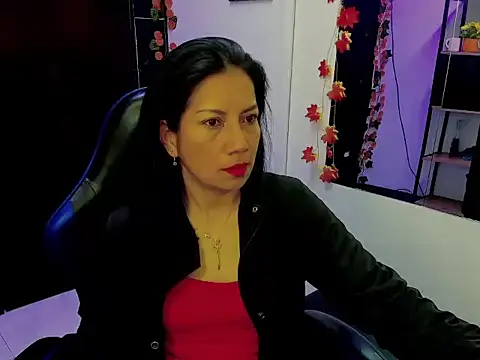 Megaan_Collins live cam on StripChat