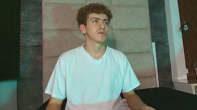 Tyler_Mcrey webcam