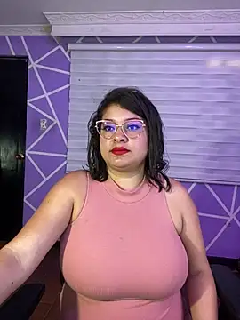 MiiaaJoness