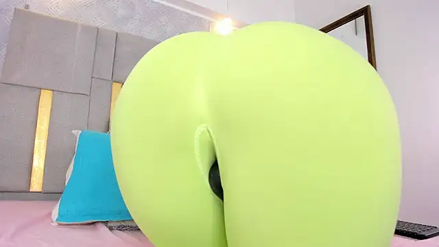 Camilaa_Sanchez_ webcam