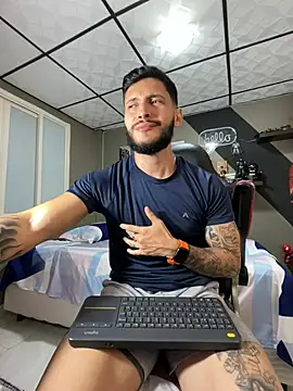 marcel_crawford96 live cam on StripChat