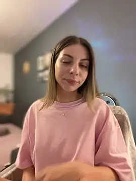 mia_ethan - Mia_Ethan's free webcam - UK Sex Cams