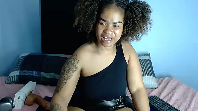 Loyal_Sashaa webcam