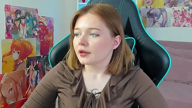 ElinaVale live cam on StripChat