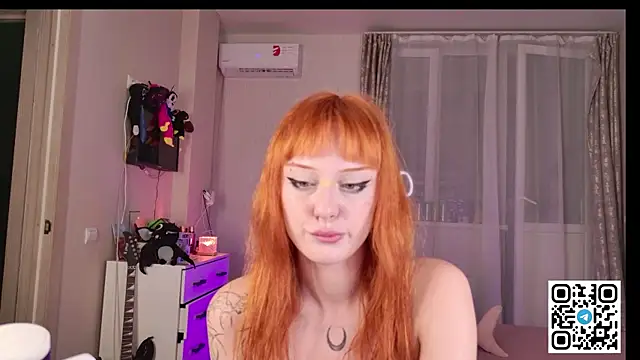 amynight_ webcam