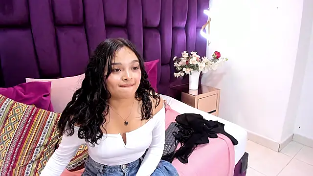 kidamoon live cam on StripChat