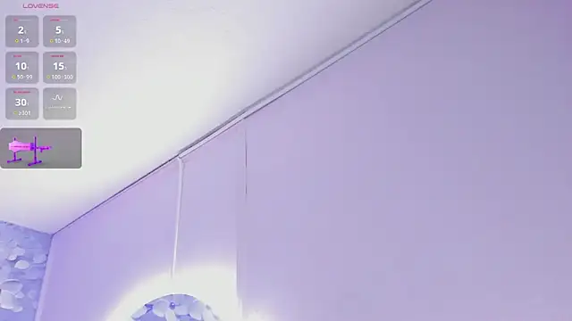 ivy_glow live cam on StripChat