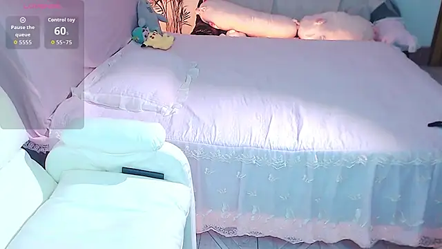 Mike-love-999 webcam