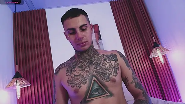 Liam_Ink webcam
