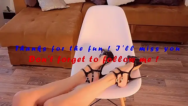 CaringSophie live cam on StripChat