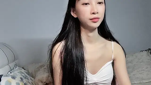 lili-2 - Lili-2's free webcam - UK Sex Cams