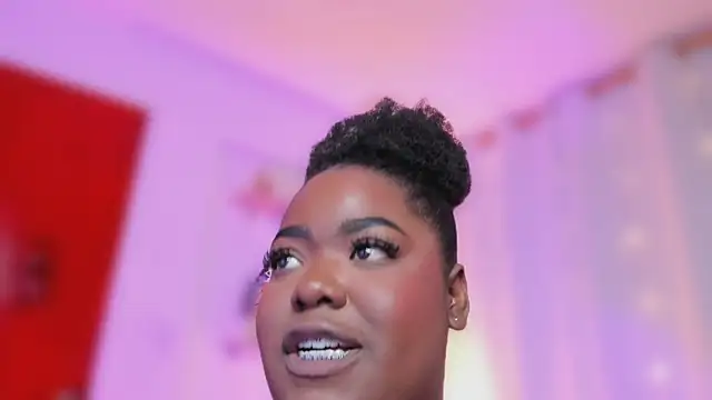 Ayanaa_Ebony_