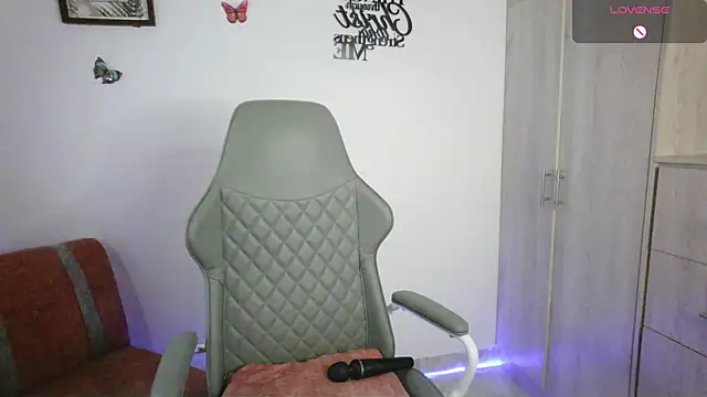 nala_j8 - Nala_j8's free webcam - UK Sex Cams