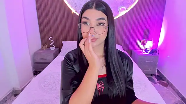 rosecassie - RoseCassie's free webcam - UK Sex Cams