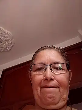 Cessi50 live cam on StripChat