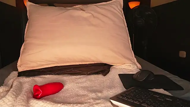 aryaparker - Aryaparker's free webcam - UK Sex Cams