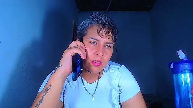 Yessi_rousse webcam