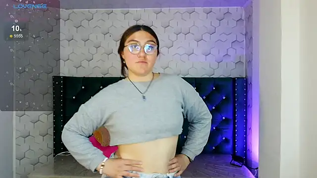 conniejames_m webcam