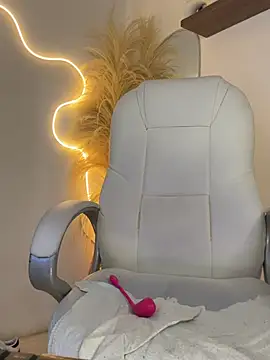 Sofi_BBW webcam