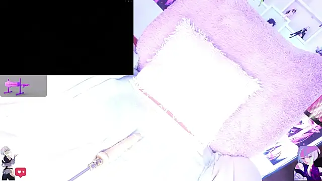 Kira-- webcam