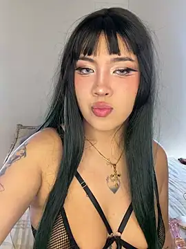 maxxxine- webcam