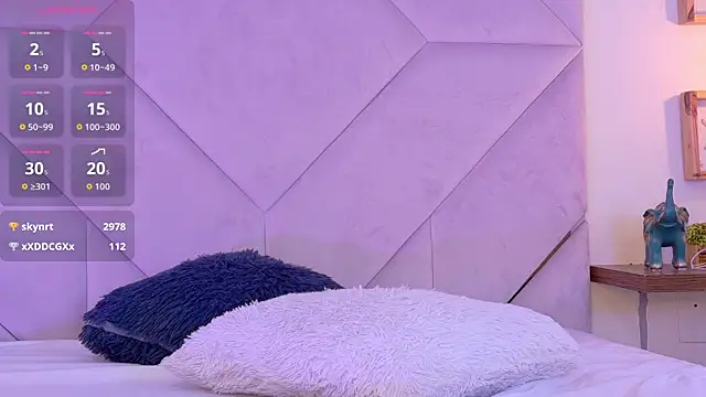 Miiaa_Spencer webcam