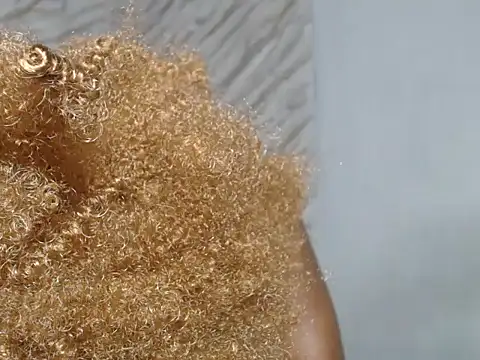 SpicyMackenzie22 webcam