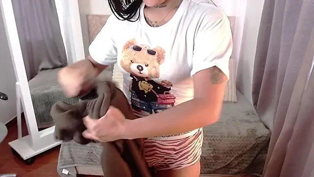 Alaiajackson webcam
