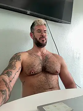 mrbighairychest webcam